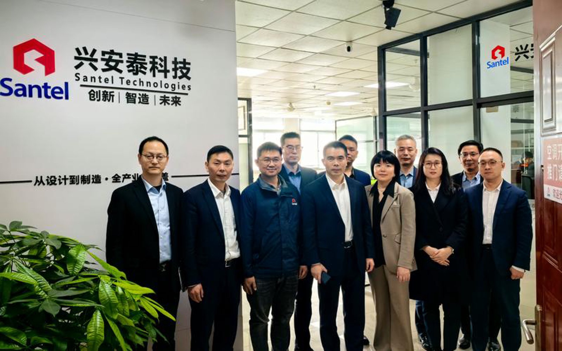 上海软件开发:创新引擎,推动企业迈入信息时代